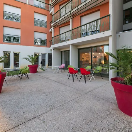 Apartahotel Cerise