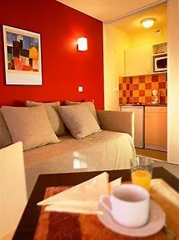 Cerise 3* Valence (Drome)