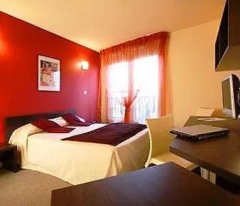 Cerise Aparthotel Valence (Drome)