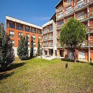 Cerise 3* Valence (Drome)