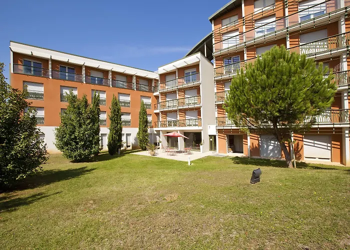 Cerise Appart hôtel 3*